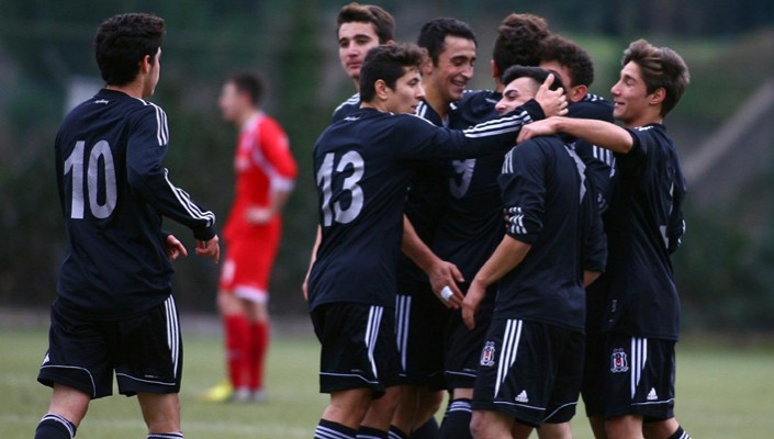 Beşiktaş:5 Dardanelspor:1 (U-17)