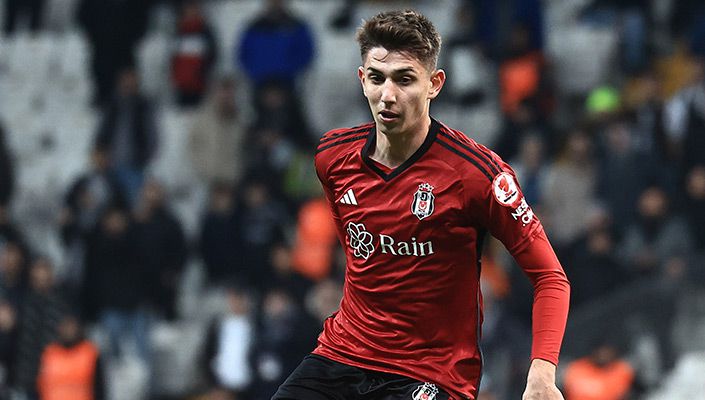 Demir Ege Tıknaz: ‘Gol yemeden kazandığımız için mutluyuz’