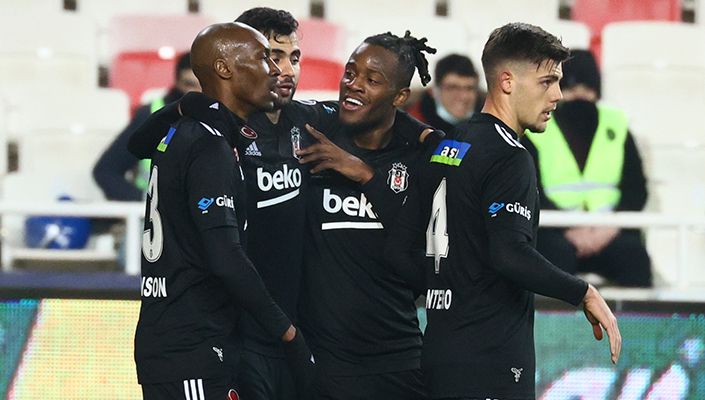 Demir Grup Sivasspor:2 Beşiktaş:3 