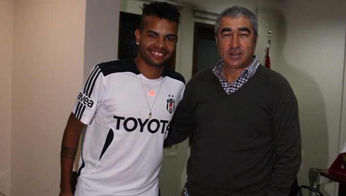 Dentinho BJK Nevzat Demir Tesisleri'nde