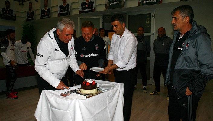 Mehmet Kulaksızoğlu’nun Doğum Günü Kutlandı
