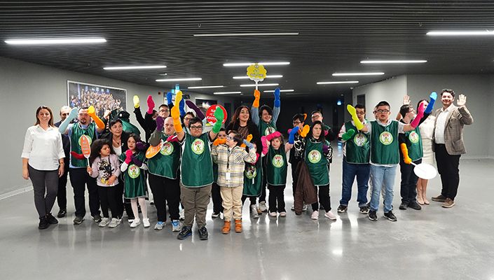 Down Sendromlu Çocuklar Tüpraş Stadyumu’nda Ağırlandı