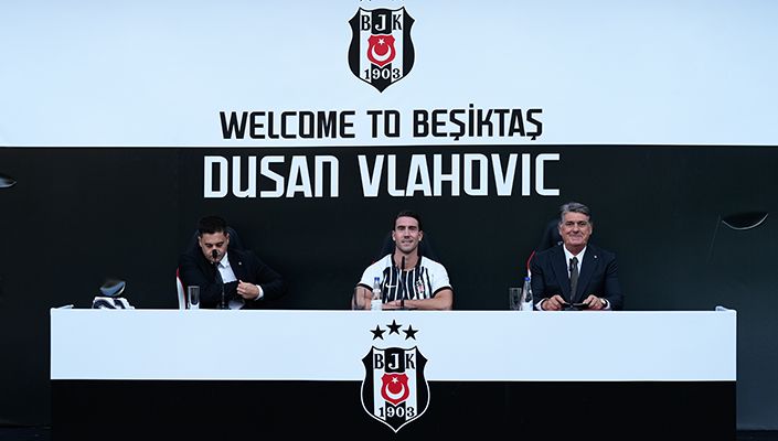 Dusan Vlahovic İçin İmza Töreni Düzenlendi