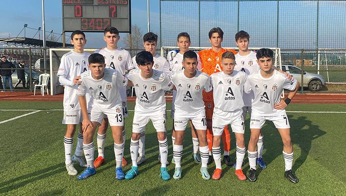 Düzce Cam Düzcespor:0 Beşiktaş Artaş:3 (U-15)