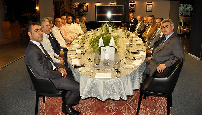 E. Y. Malatyaspor Yönetimine Dostluk Yemeği