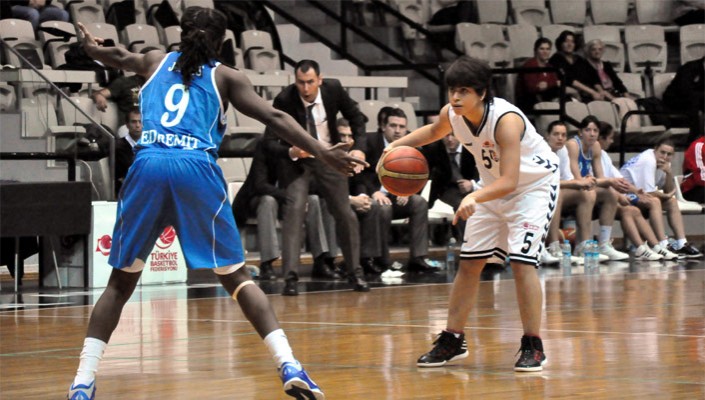 Beşiktaş:80  Edremit Belediye:81