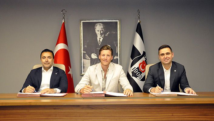 Emre Kocadağ İle Ceyhun Kazancı Yeni Transferimiz Wout Weghorst İle Bir Araya Geldi