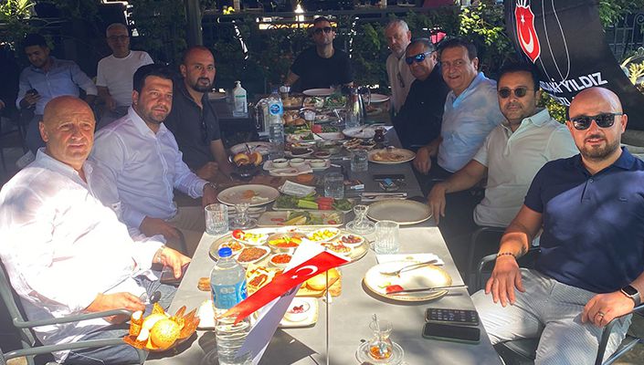 Emre Kocadağ İle Hakan Daltaban, Gaziantepli Beşiktaşlılarla Kahvaltıda Buluştu