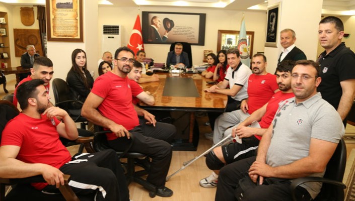 Beşiktaş RMK Marine Takımımızdan Kırklareli Belediye Başkanı Kesimoğlu’na Ziyaret