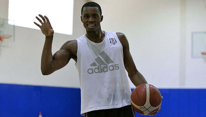 Erkek Basketbol Takımımız, Bolu’da Yeni Sezon Hazırlıklarını Sürdürüyor