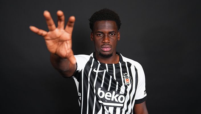 Ernest Poku: “Taraftarlarımızın inanılmaz derecede harika olduğunu biliyorum”