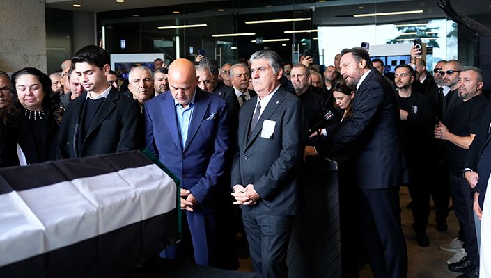 Eski Asbaşkanlarımızdan Merhum Levent Erdoğan İçin Tüpraş Stadyumu’nda Tören Düzenlendi