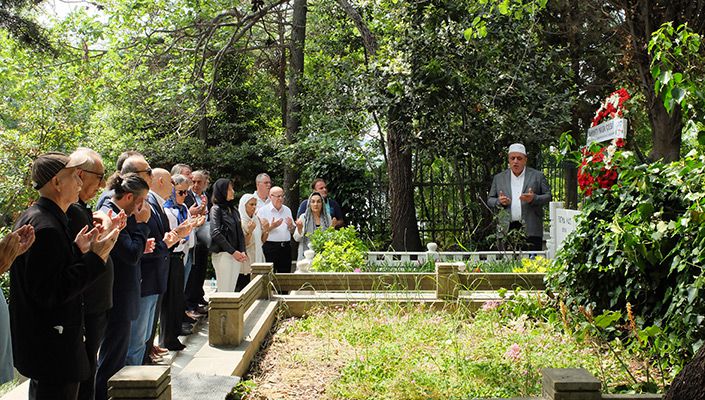 Eski Başkanlarımızdan Mehmet Üstünkaya Kabri Başında Anıldı