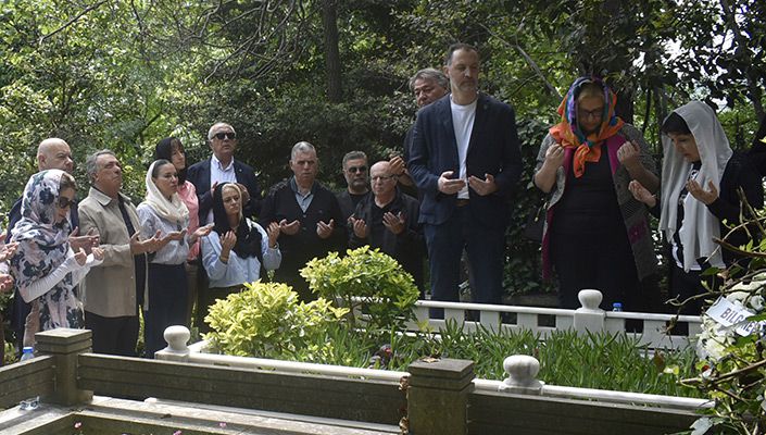 Eski Başkanlarımızdan Mehmet Üstünkaya Kabri Başında Anıldı