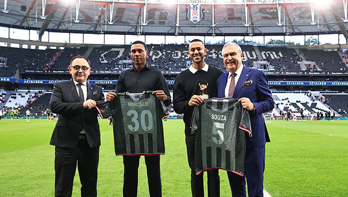 Eski Futbolcularımız Marcelo Guedes ile Josef de Souza, Tüpraş Stadyumu’nda