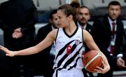 Esra Erden Atacan 1 Yıl Daha Beşiktaş'ta 