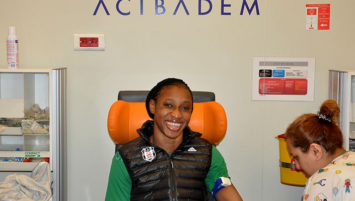 Evelyn Akhator Sağlık Kontrolünden Geçti 