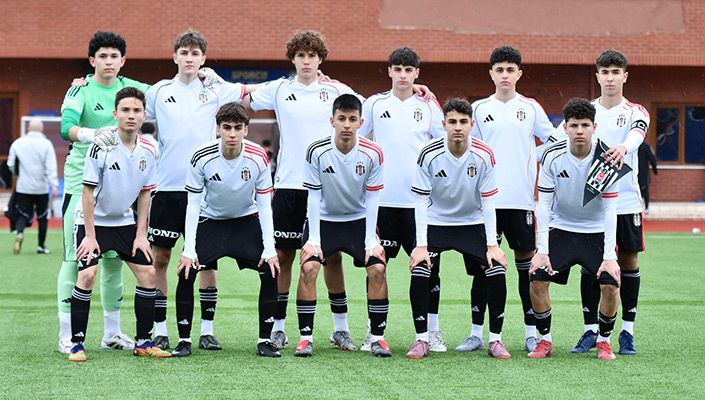 Fenerbahçe:2 Beşiktaş:0 (U-15)