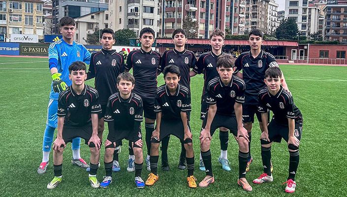 Fenerbahçe:2 Beşiktaş:1 (U-13)