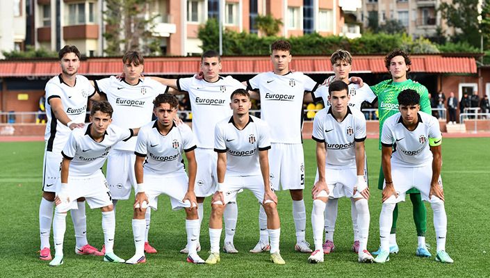 Fenerbahçe:2 Beşiktaş:2 (U17)