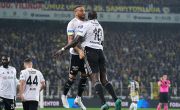 Short-handed Beşiktaş  triumphant at Kadiköy 