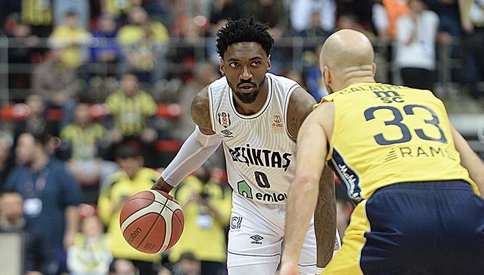 Fenerbahçe Beko:99 Beşiktaş Emlakjet:68