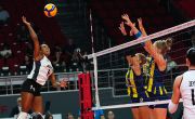Beşiktaş fall in three sets
