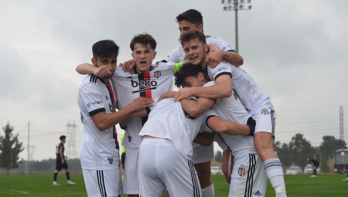 Fraport TAV Antalyaspor:3 Beşiktaş:4 (U-19)