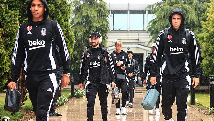 Futbol A Takımımız Alanya’ya Gitti