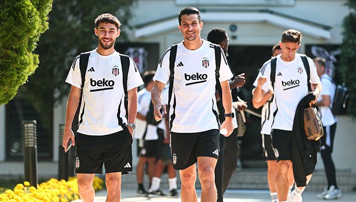 Futbol A Takımımız İsviçre’ye Gitti