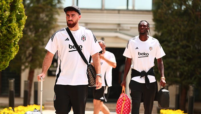 Futbol A Takımımız Polonya’ya Gitti
