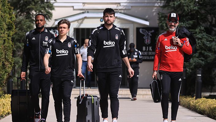 Futbol A Takımımız Trabzon’a Gitti