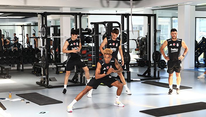 Futbol A Takımımızın Sporcuları Sağlık Kontrolü ile Atletik Performans Testi’nden Geçti