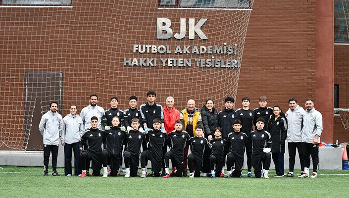 Futbol Akademi Kalecilerimiz ‘Kalecilik Günleri’ Eğitime Katıldı