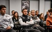 Futbol Akademimiz ile Kadın Futbol Takımları İdari ve Teknik Ekibi, “Başarıda Geri Bildirim Teknikleri” Eğitimine Katıldı