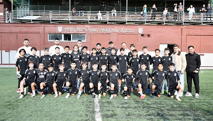 Futbol Akademimizde Yetişen Futbolcularımız, U-13 Takımımızla Buluştu