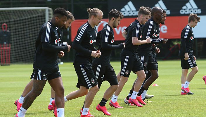 Futbol Takımımız Hazırlıklarına Devam Ediyor