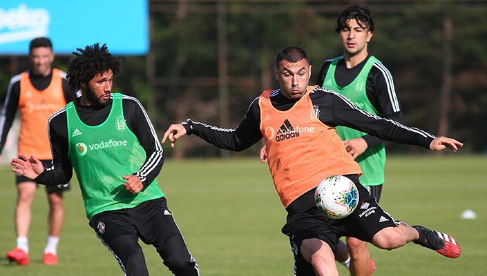 Futbol Takımımız Hazırlıklarına Devam Ediyor