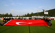 Futbol Takımımızdan Ulusal Egemenlik ve Çocuk Bayramı Kutlaması