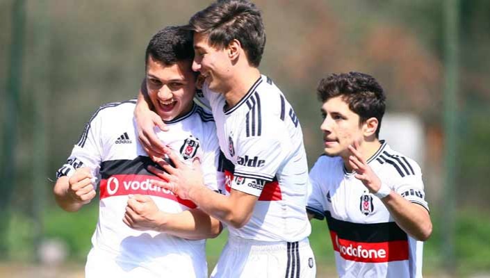 Beşiktaş:3 Fenerbahçe:0 (U-19)