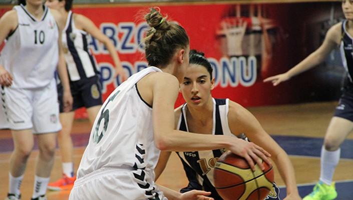 Genç Kız Basketbol Takımımız Çeyrek Finale Yükseldi