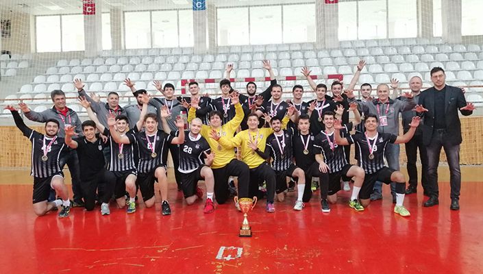 Genç Hentbol Takımımız, Süper Gençler Ligi’nde Şampiyon Oldu