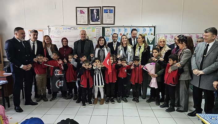 Genel Sekreterimiz Uğur Fora ile İyiliğe Kanat Aç Topluluğu Üyeleri Beşiktaş İlköğretim Okulu Öğrencileriyle Buluştu