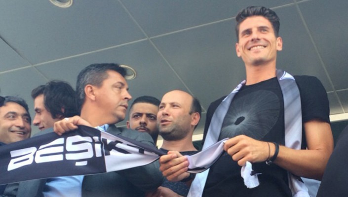 Yeni Transferimiz Mario Gomez, İstanbul’da