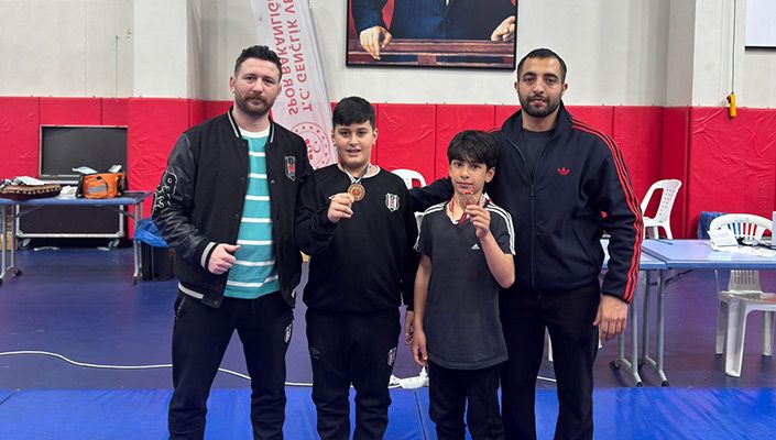 Güreş Takımımızın Sporcularından İki Altın ve Bir Bronz Madalya