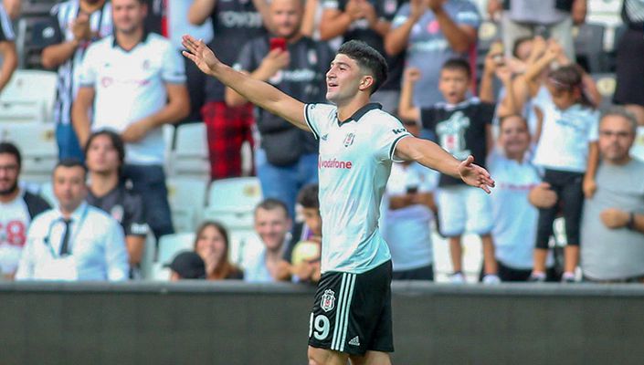 Güven Yalçın: “Hayallerimi gerçekleştirmek için Beşiktaş’a geldim”