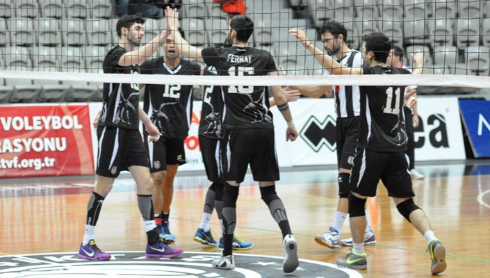 Beşiktaş:3 Bornova Anadolu Lisesi:0