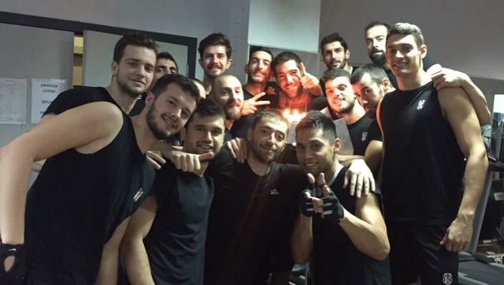 Voleybolcumuz Demirhan Durul’un Doğum Günü Kutlandı