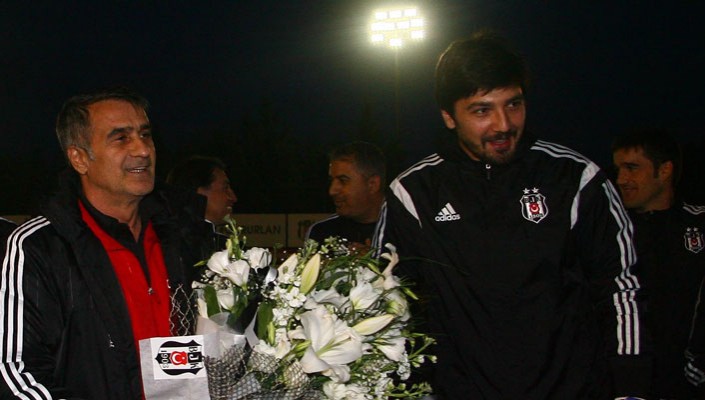 Futbol Takımımız Teknik Direktörümüz Şenol Güneş’in Öğretmenler Günü’nü Kutladı