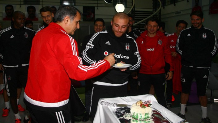 Gökhan Töre'nin Doğum Günü Kutlandı